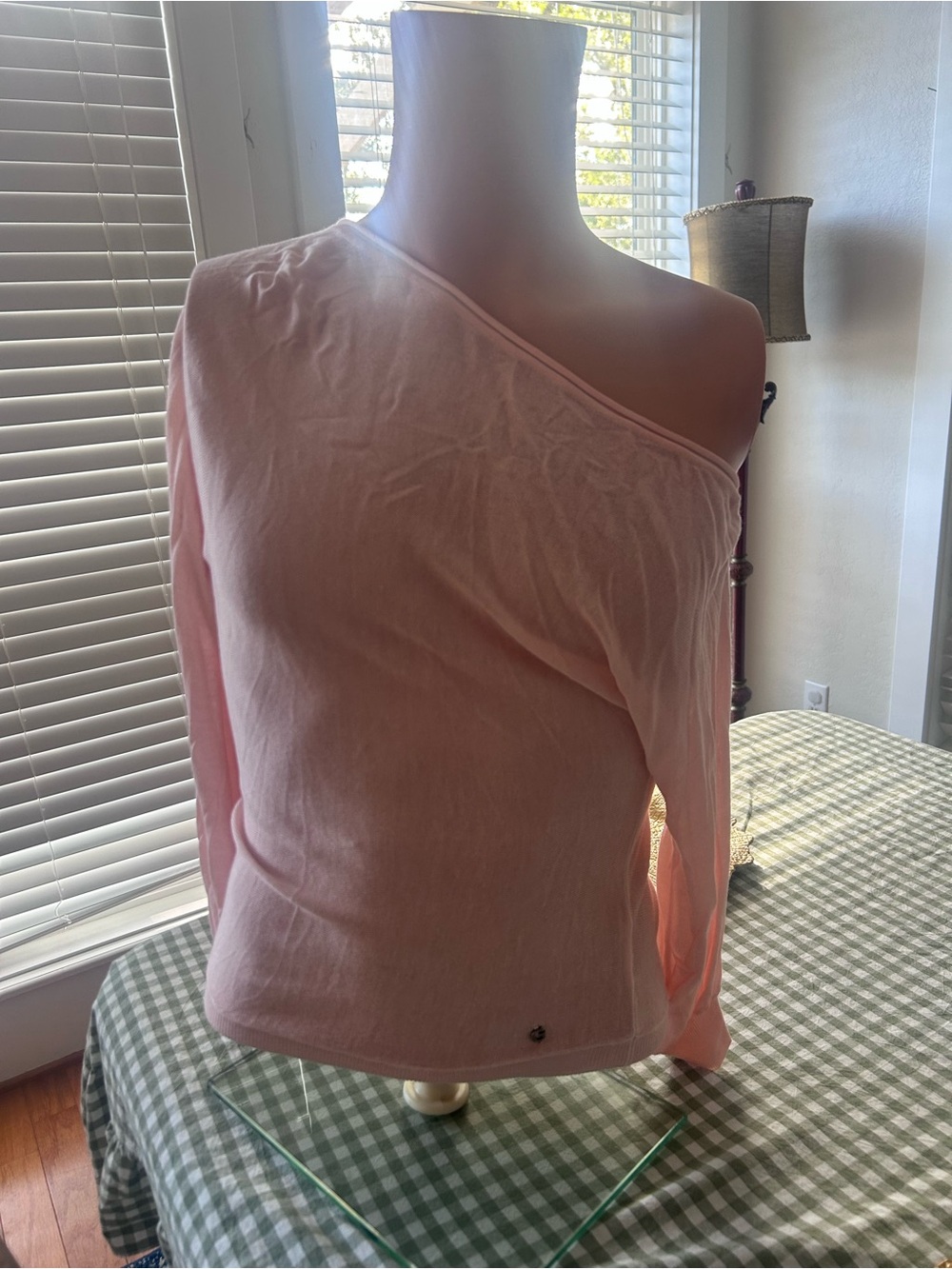 Guess Light Pink Off-The-Shoulder Women's Sweater